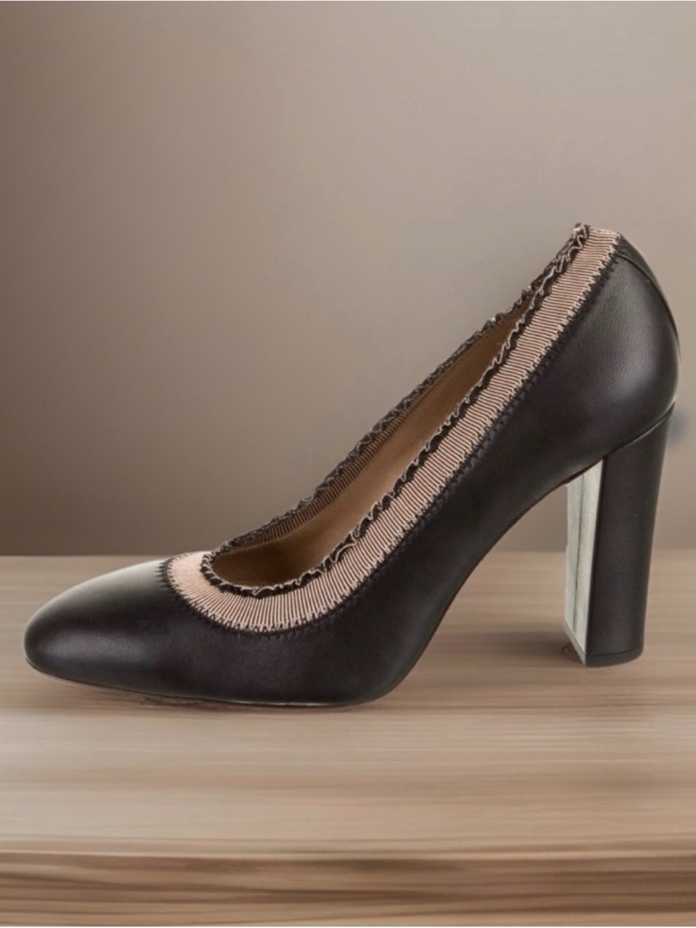Ulla Johnson Elise Lamb Ruffle Trim Detail Black Leather Pumps NIB~39